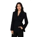 Manuela Halasag, agent REMAX Klass, îți oferă soluții complete: garsoniere, apartamente noi și case sau vile